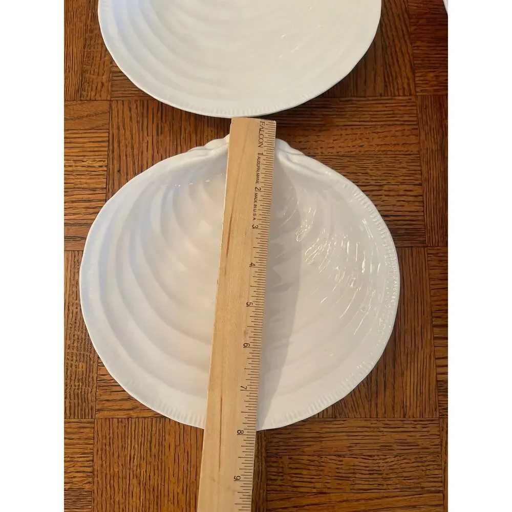 Pottery Barn Clamshell collection China plates set of 4